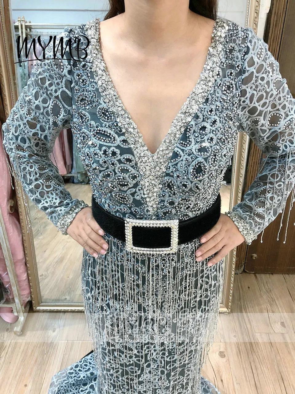 MYMB 2021 Long Sleeve V Neck Mother Dress Unique Fitted Grey Blue Lace Embroidery Wedding Party Evening Dress Tassel MY41128