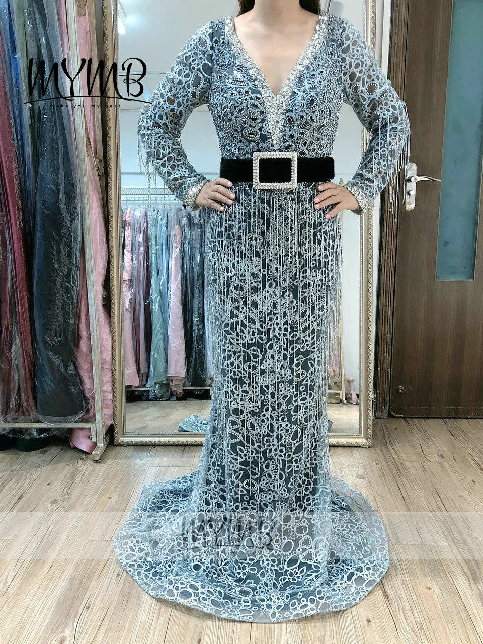 MYMB 2021 Long Sleeve V Neck Mother Dress Unique Fitted Grey Blue Lace Embroidery Wedding Party Evening Dress Tassel MY41128