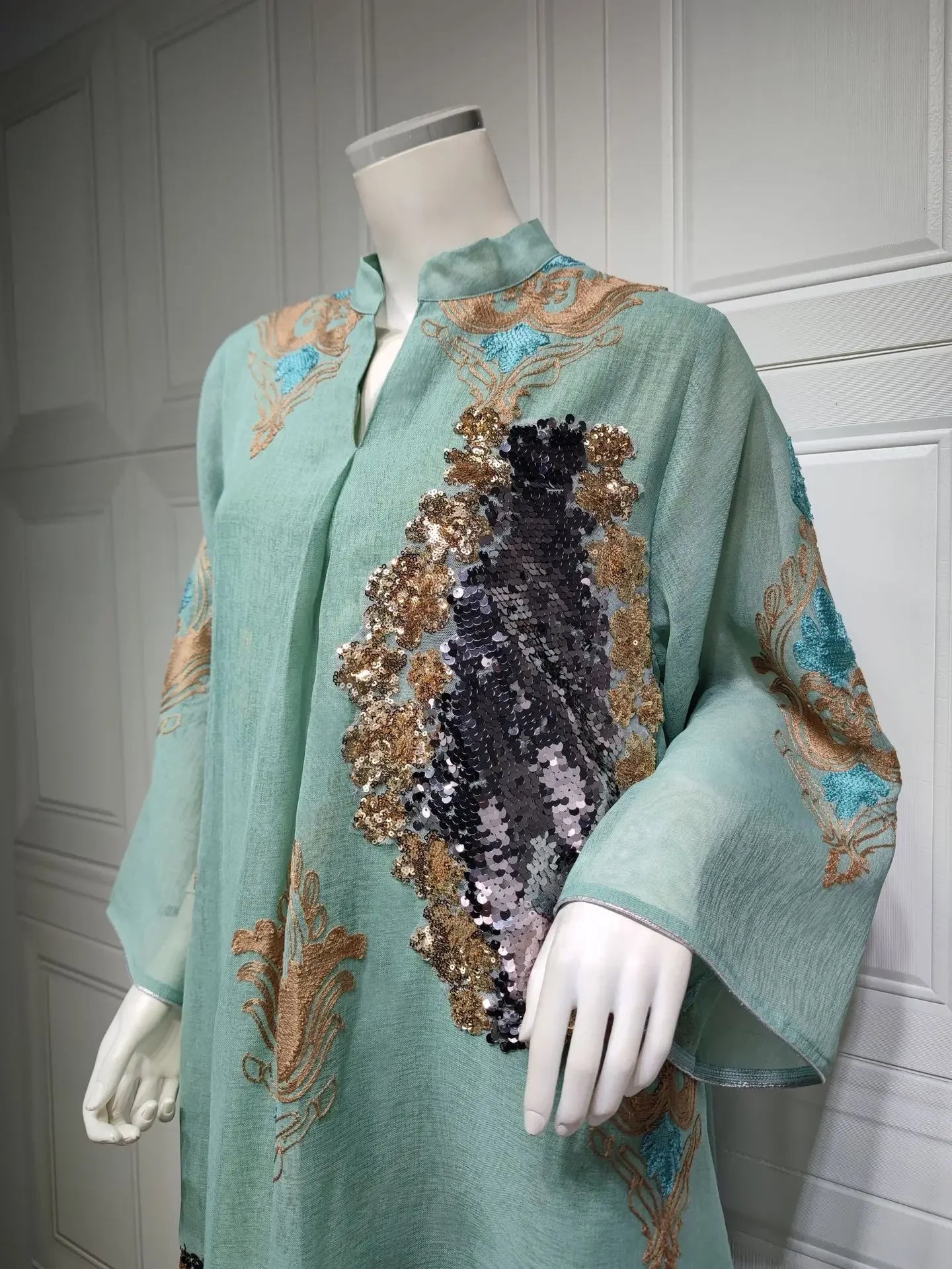 Mesh Sequins Embroidered Abaya Dress for Women Winter 2024 Middle East Arab Oman Dubai Muslim Moroccan Caftan Party Clothes Eid