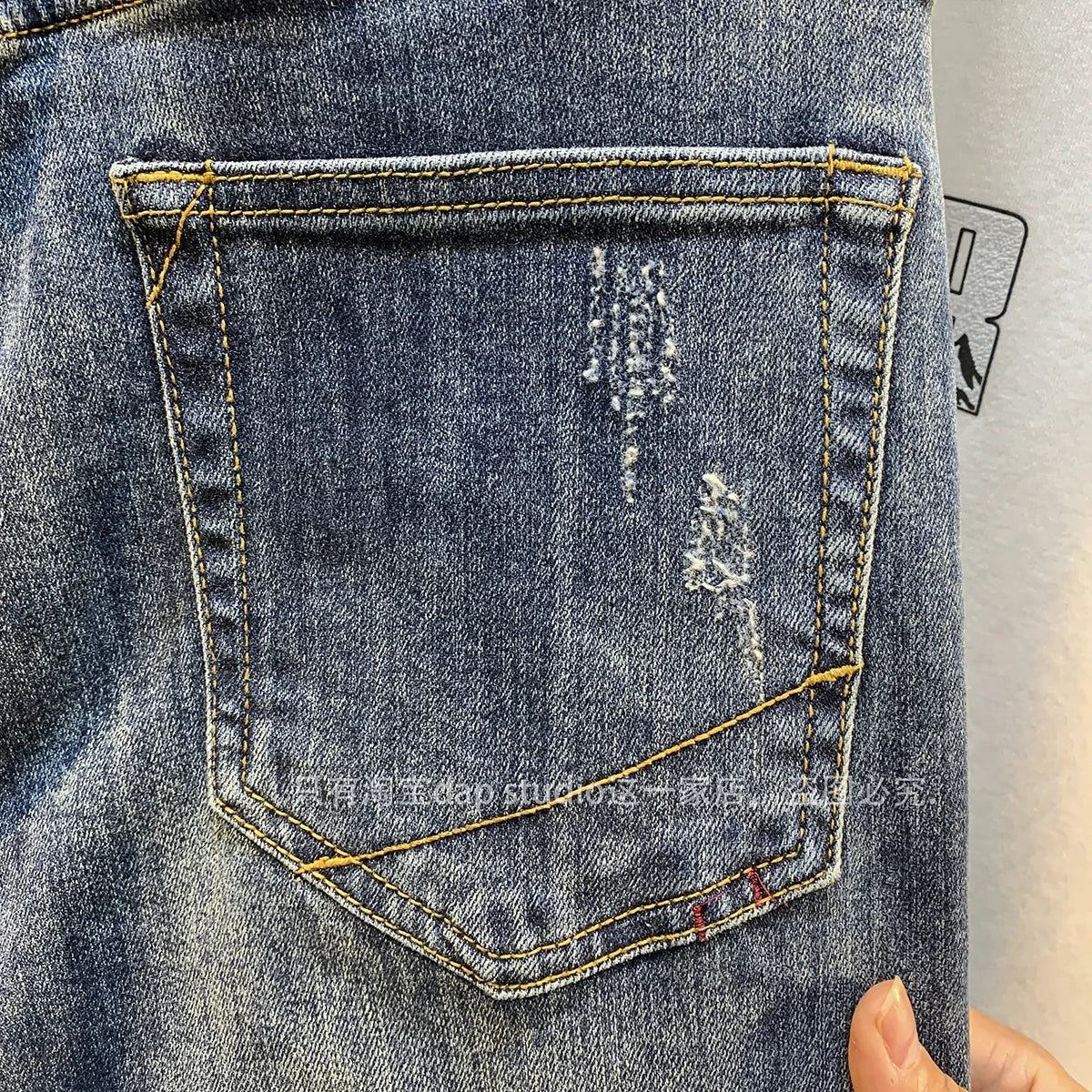Light Luxury Jeans for Men 2024 Autumn Retro Distressed Casual Trousers Fashion Street Skinny Denim Pants