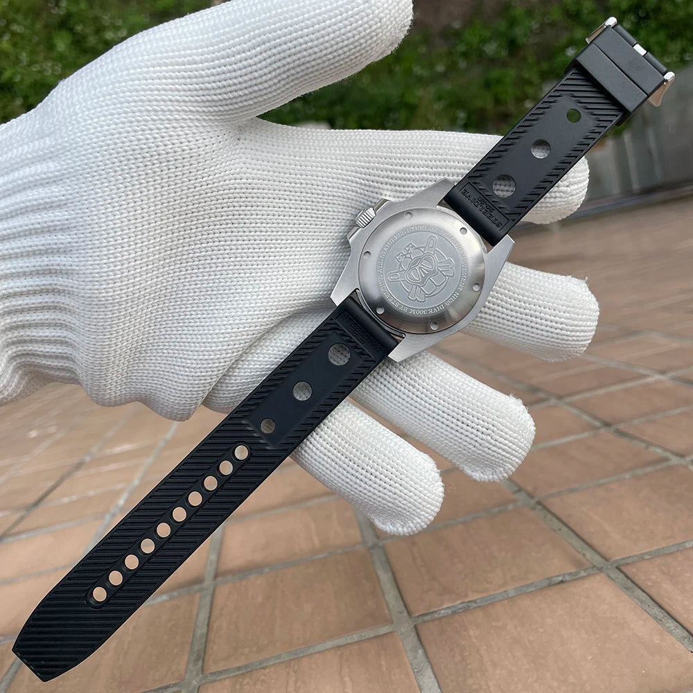 STEELDIVE New Color Scheme Classic Water Ghost SD1953 Swiss BGW9 Luminous NH35 Movement 30Bar Waterproof Mechanical Wristwatch