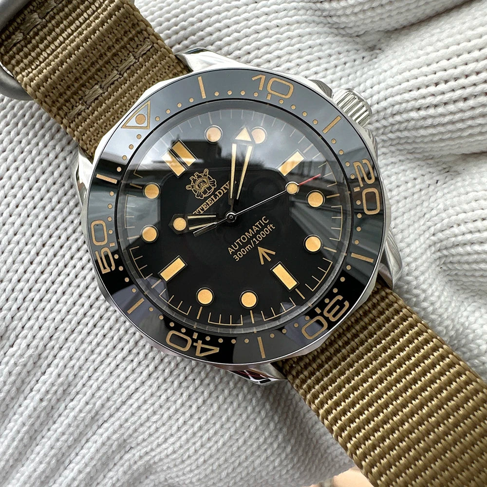 STEELDIVE SD1957 Best Seller 42MM Ceramic Bezel 300M Waterproof Super Luminou Sapphire Glass NH35 Automatic Men Dive Watch Reloj