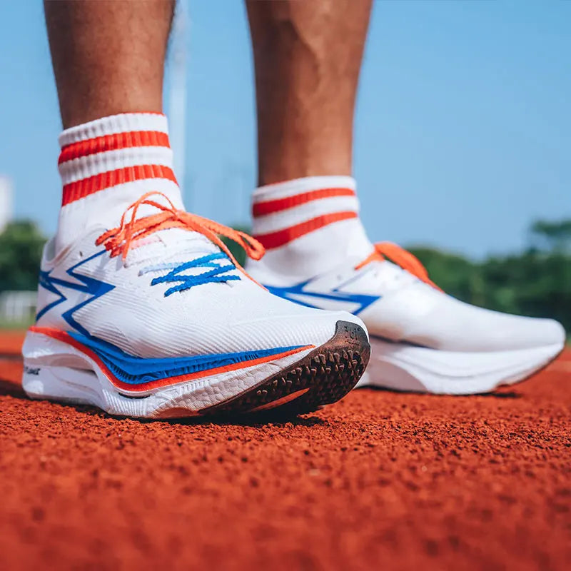 361 Degrees NEW Flame 3.0 Men Running Shoes Marathon Carbon Plate Racing Breathable Cushioning Non-Slip Sneakers Male 672412207