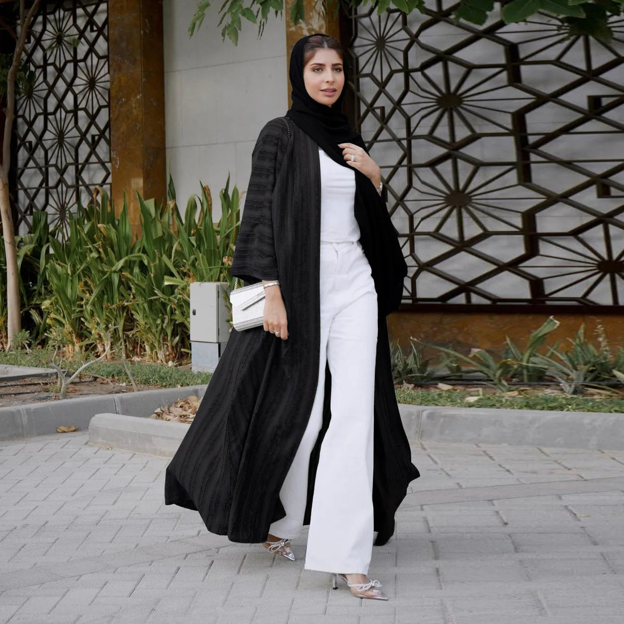 2024 New Fashion Muslim Kimono Abaya Solid Striped Retro Ethnic Cardigan Robe Dubai Middle Eastern Saudi Arabia Eid Clothes