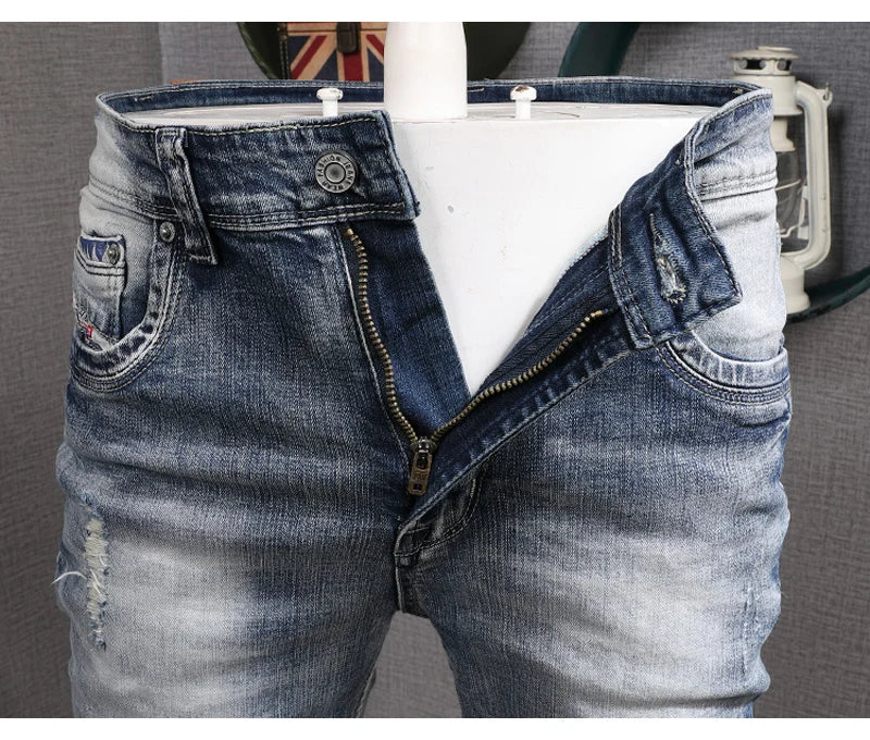Fashion Designer Men Jeans Retro Light Blue Stretch Slim Fit Printed Ripped Jeans Men Hole Trousers Vintage Casual Pants Hombre