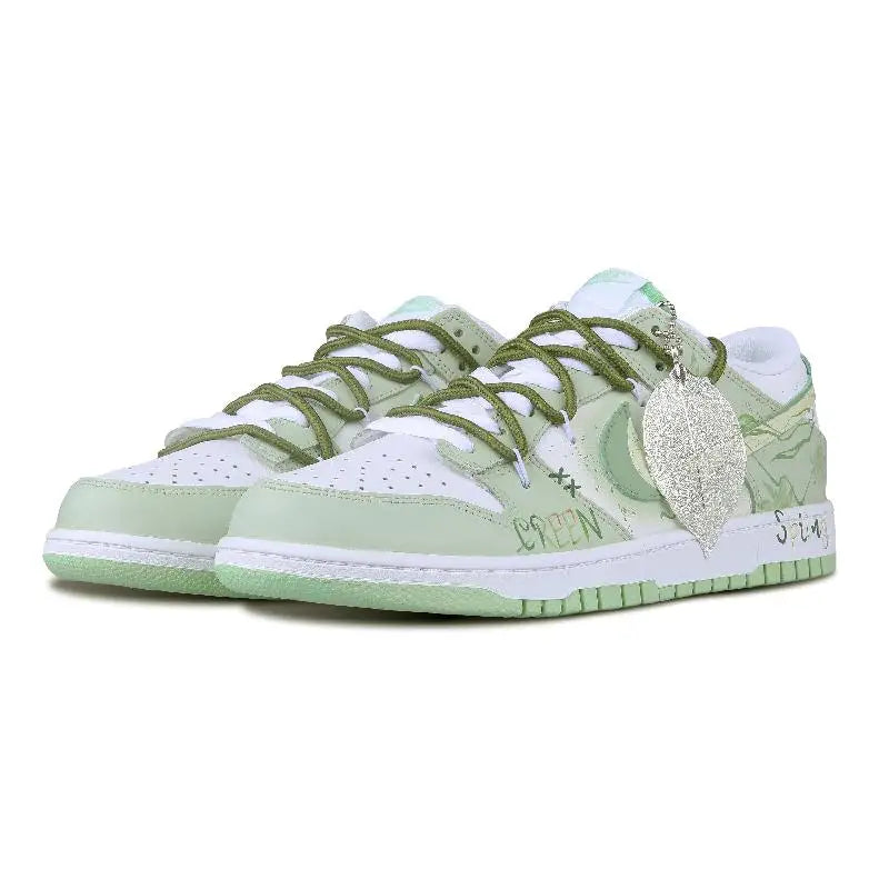 【Customize】Nike Dunk Skateboarding Shoes Men Sneakers shoes DV0831-105