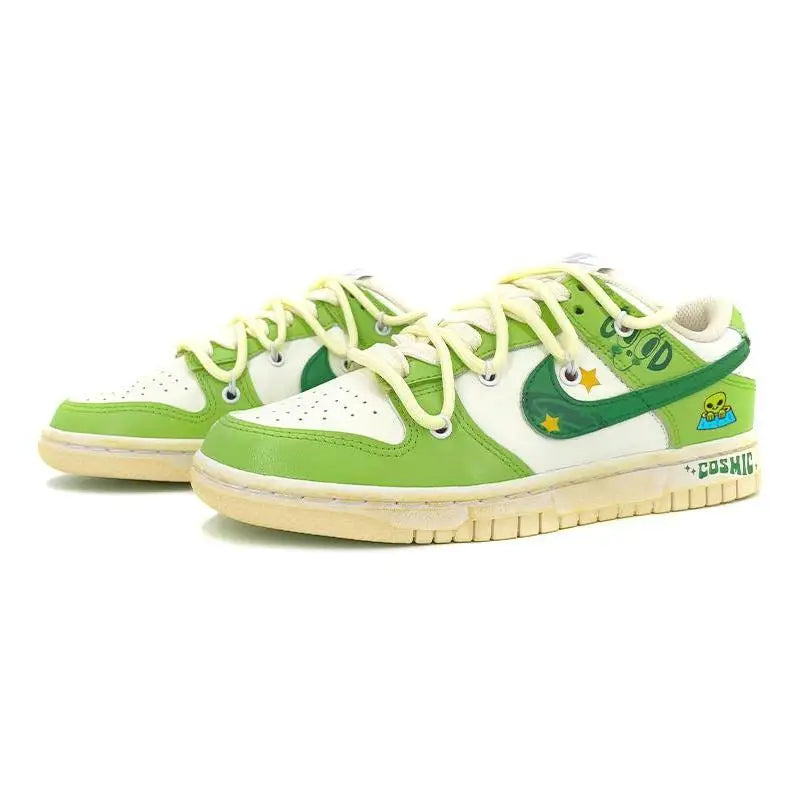 【Customize】Nike Dunk Skateboarding Shoes Men Sneakers shoes DJ6188-100