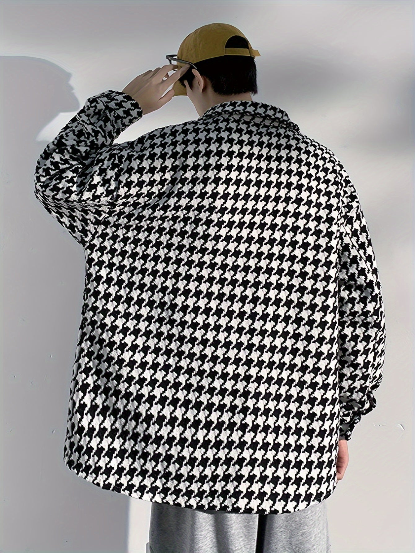 Stylish Men's Checkered Graphic Print Jacket - Long Sleeve, Hooded, Casual Button Up with Lapel, Multiple Pockets, Perfect for Outdoor Activities and Everyday Wear