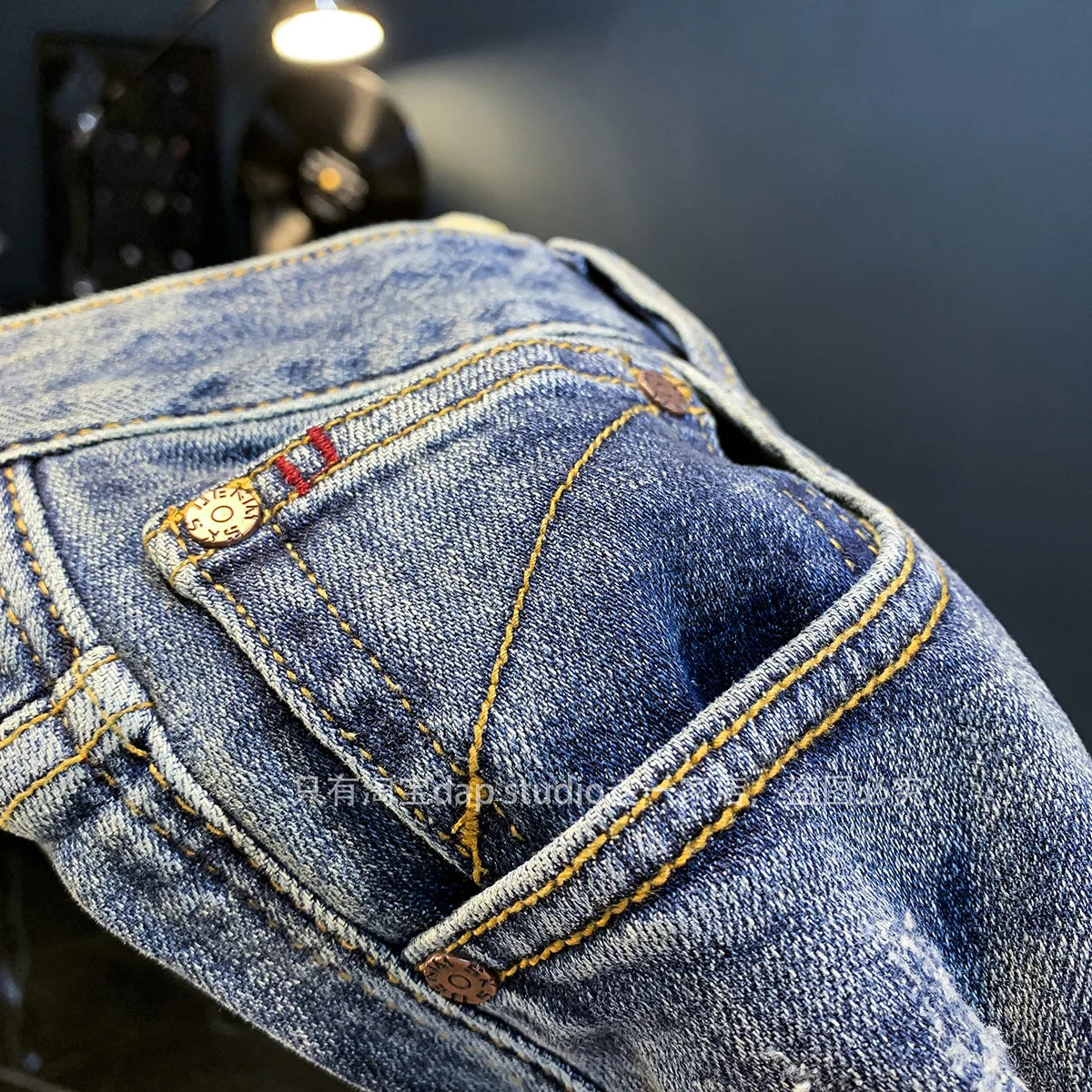 Light Luxury Jeans for Men 2024 Autumn Retro Distressed Casual Trousers Fashion Street Skinny Denim Pants