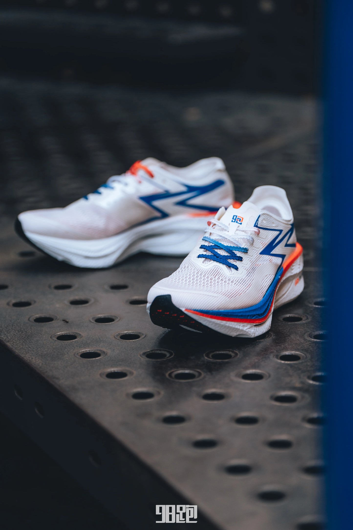 361 Degrees NEW Flame 3.0 Men Running Shoes Marathon Carbon Plate Racing Breathable Cushioning Non-Slip Sneakers Male 672412207