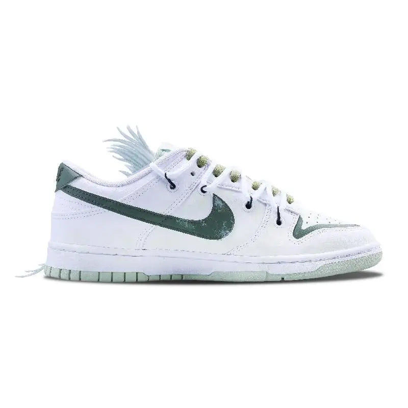 【Customize】Nike Dunk Skateboarding Shoes Men Low-top White Sneakers shoes DV0831-105